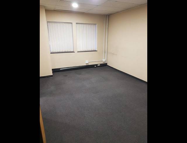 BUSINESS PROPERTY TO RENT IN ROODEPOORT CENTRAL